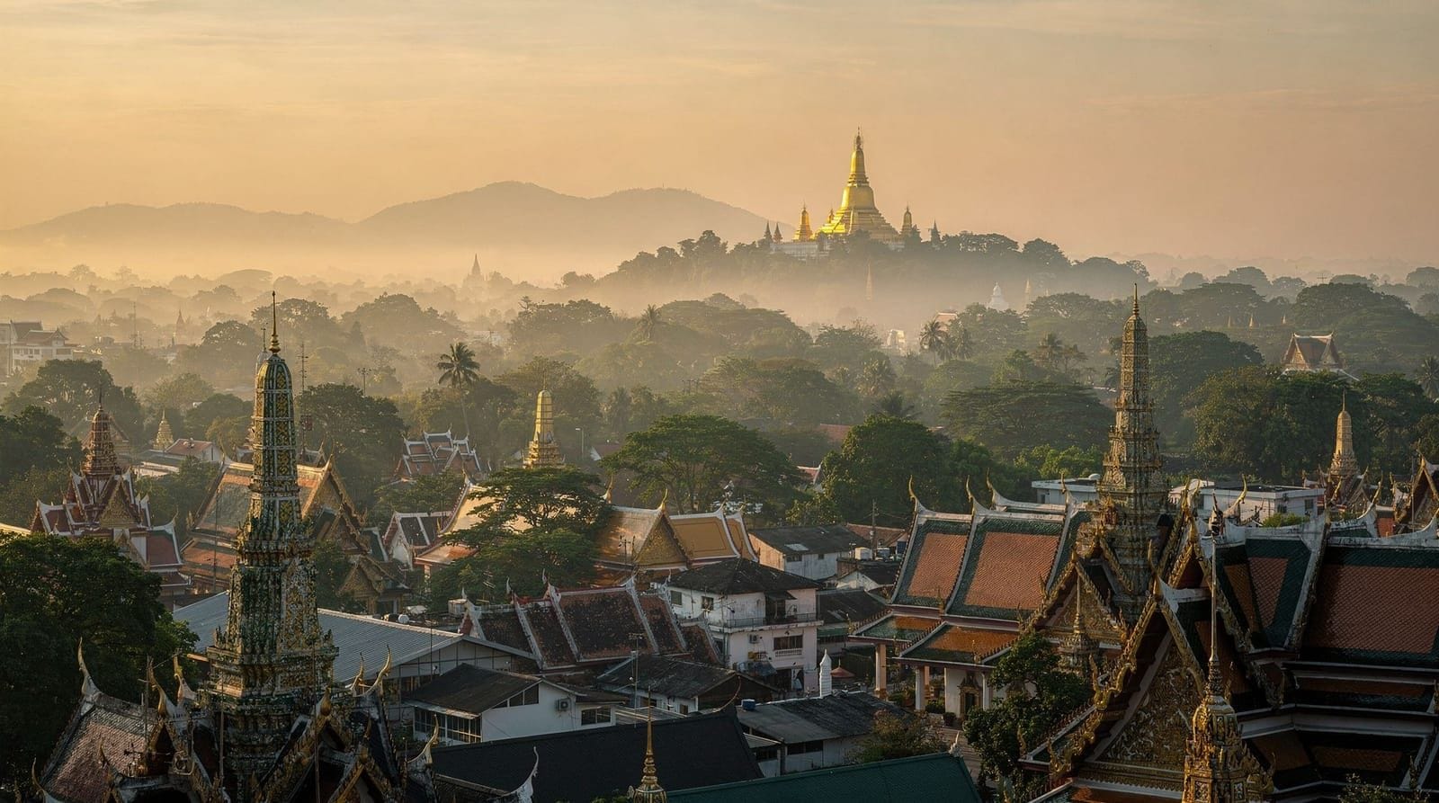 Best time to visit Chiang Mai: month-by-month — When to visit Chiang Mai by season: cool-season peak (Nov-Feb), the honest burni