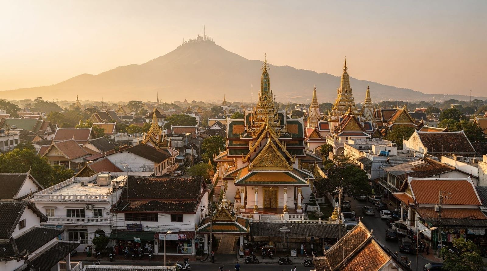 Chiang Mai bucket list: 20 experiences worth your time — Twenty Chiang Mai experiences ranked by what is genuinely worth your time, from 