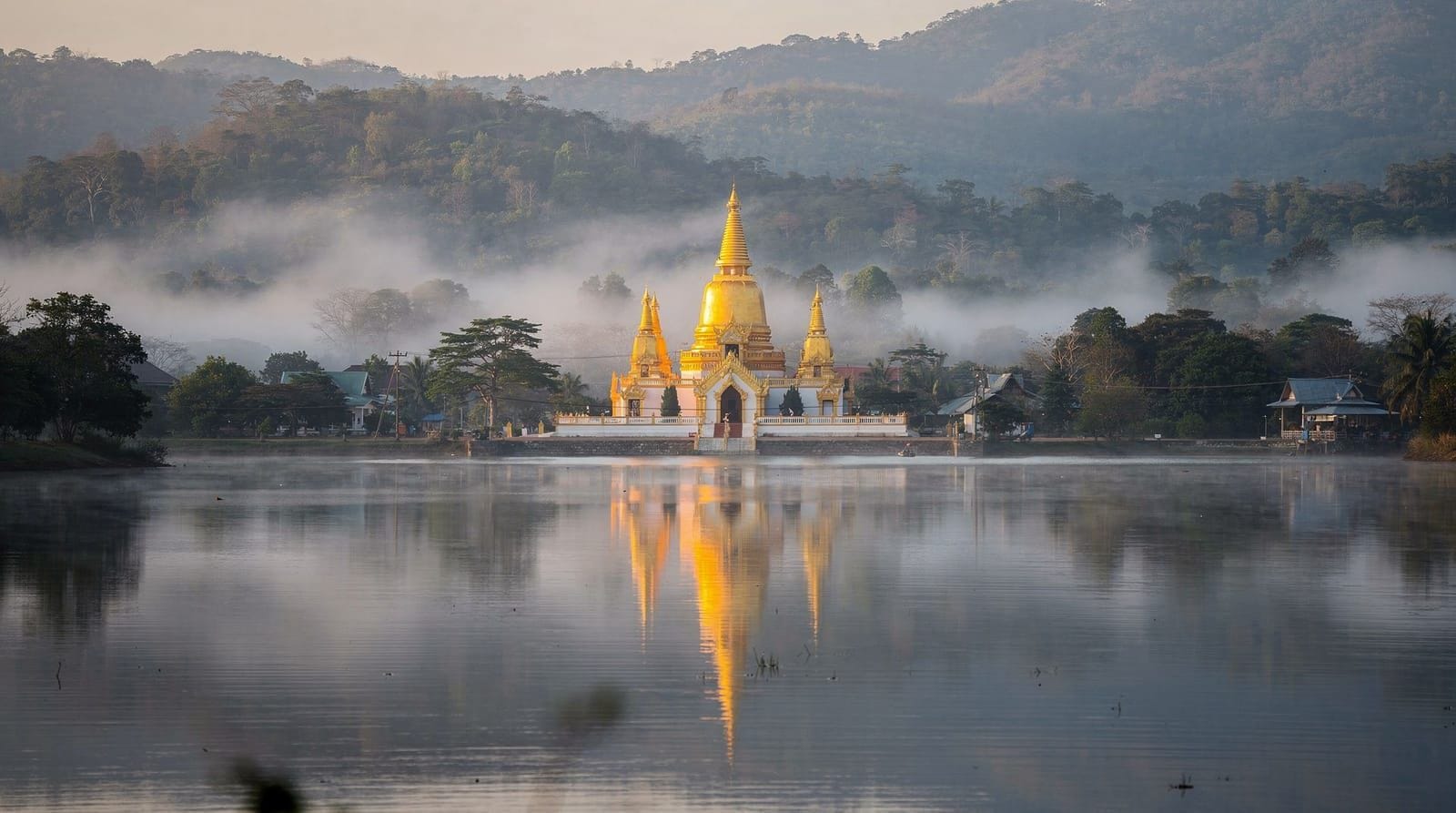 Mae Hong Son loop guide — How the Mae Hong Son Loop actually works from Chiang Mai — route, timing, an hon