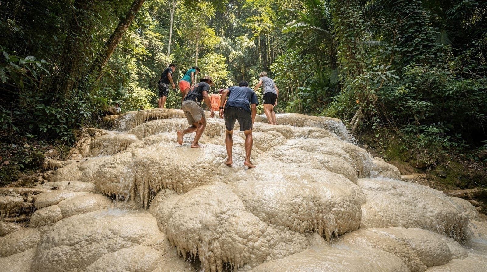 Best Bua Thong sticky waterfalls tours, compared — Five Bua Thong sticky waterfalls tours from Chiang Mai compared on transfer type